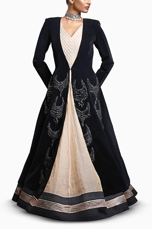 CF Crystal Black Necklace Jacket