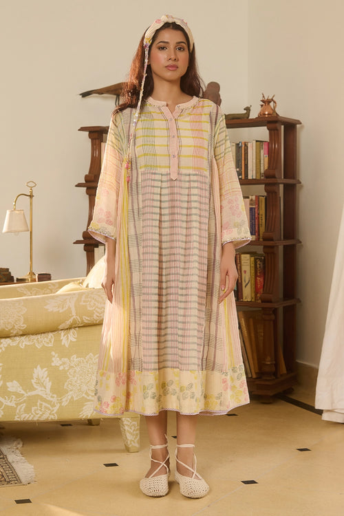 Dora Kurta