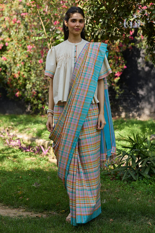 Field-to-Shore Checkered Saree With Blouse