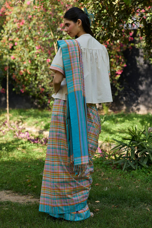 Field-to-Shore Checkered Saree With Blouse