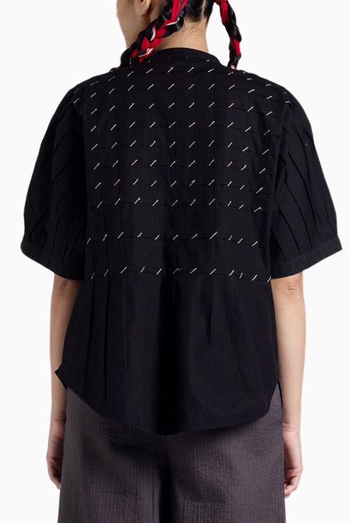 Yoshi Black Shirt