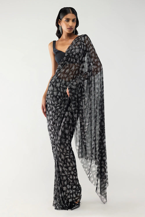 Obsidia Sari