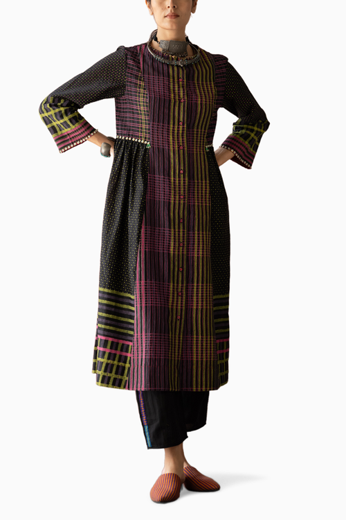 Zuberi Kurta with Lotus Pant and Moke Dupatta