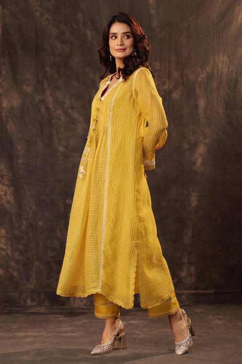 Vaayu Yellow Tie-up Kurta Set