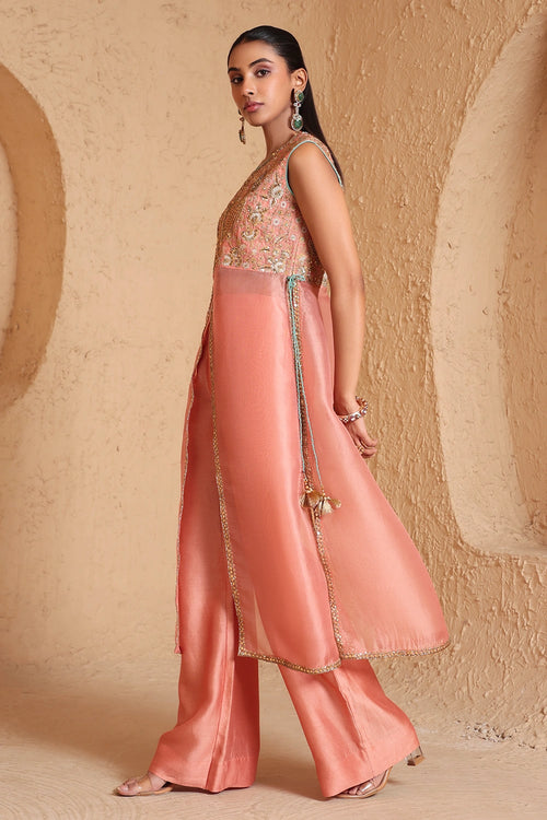 Mehrang Peach Tie-up Sleeveless Kurta Set