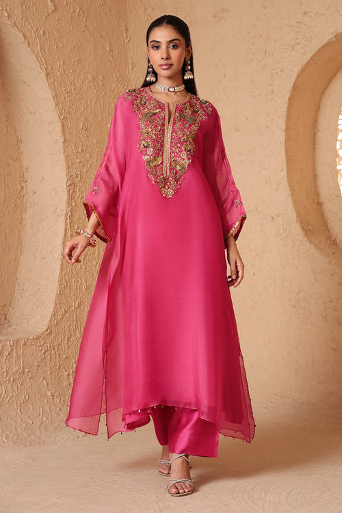 Mehrang Pink Kaftan Kurta Set