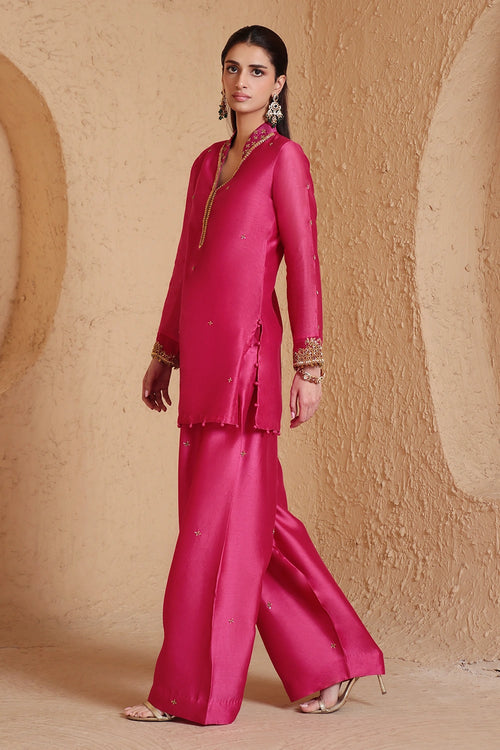 Mehrang Pink Short Buti Kurta Set