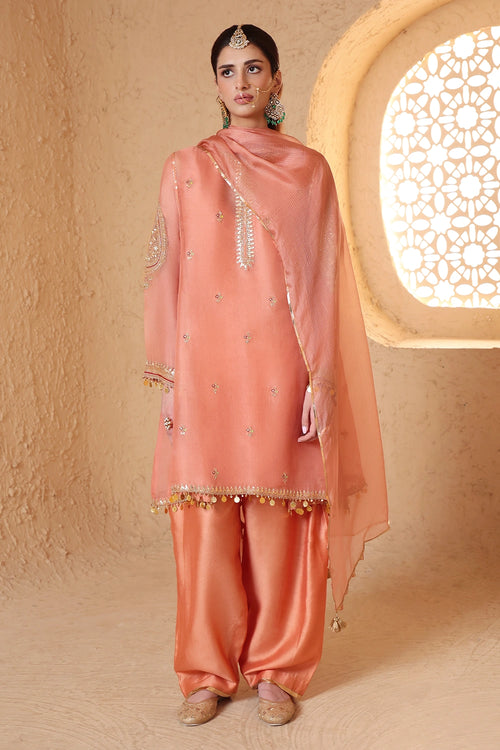 Mehrang Peach Short Pheran Kurta Set With Dupatta