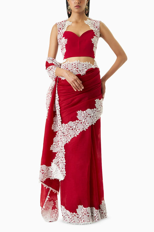 Chic Organza Saree With Lace Blouse