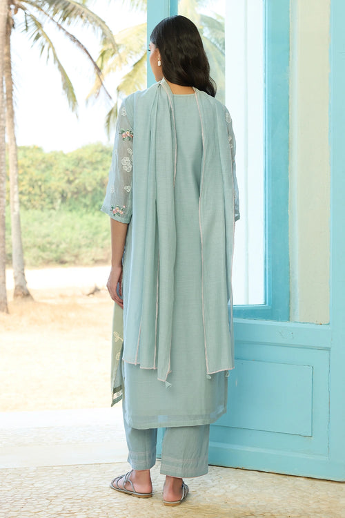 Sky Thread Embroidered Kurta Set