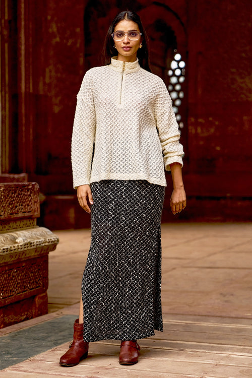 Textured Knitted Skirt Set