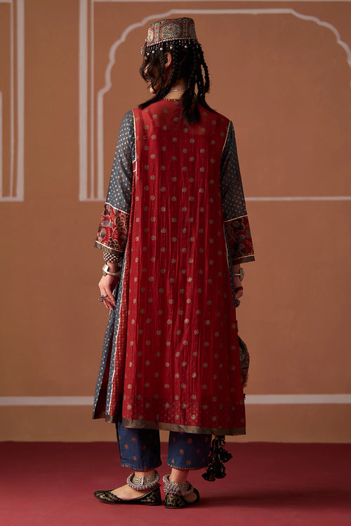 Arohi Kurti