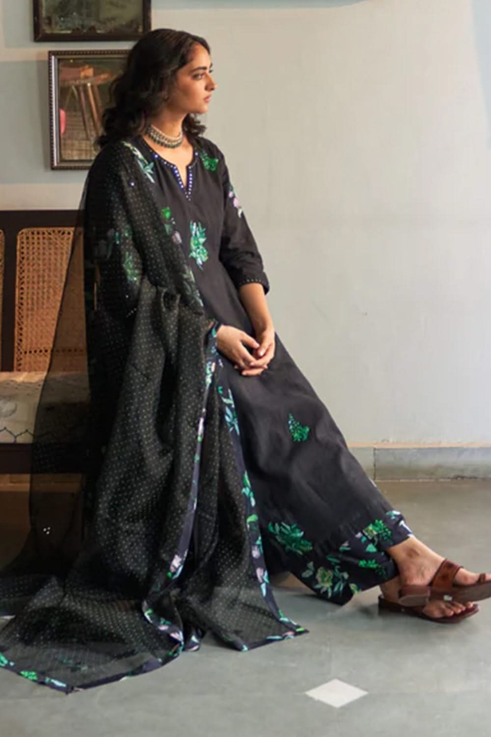 Raat Ki Rani Kurta Set