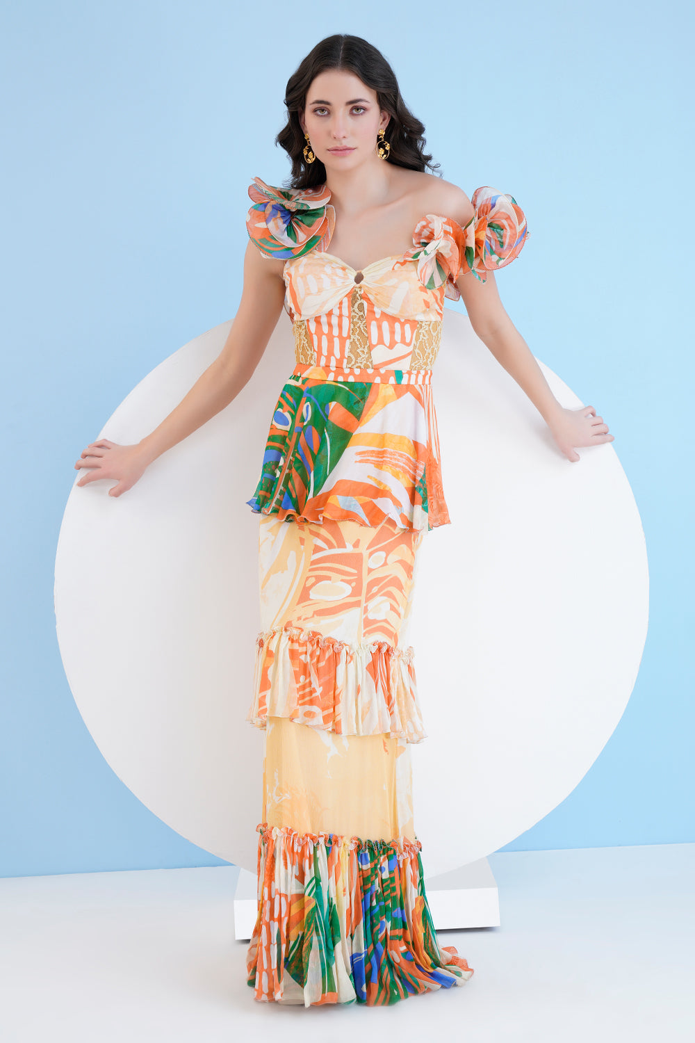 Mysterious Tropic Printed Tiered Dress With Corsage Sleeves