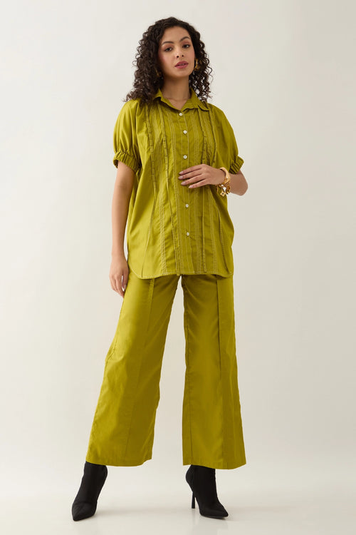 Demure Leaf Set