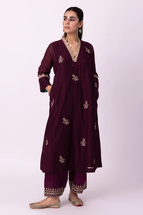 Amra Kurta