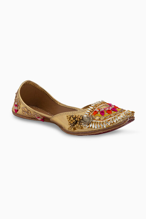 Yellow Goota Love Juttis