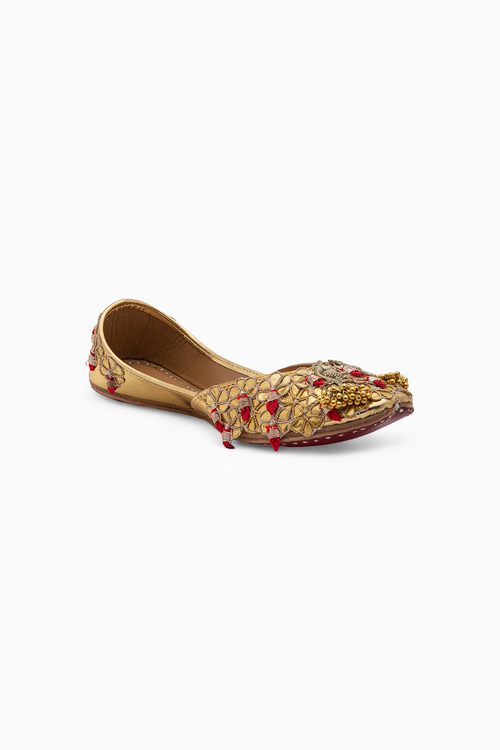 Peacock Love Red Juttis