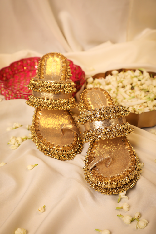 Asteria Gold Wedges