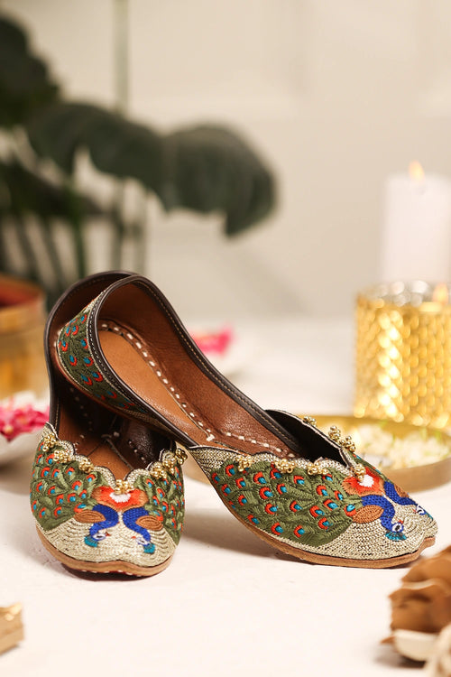Mayurakshi Juttis