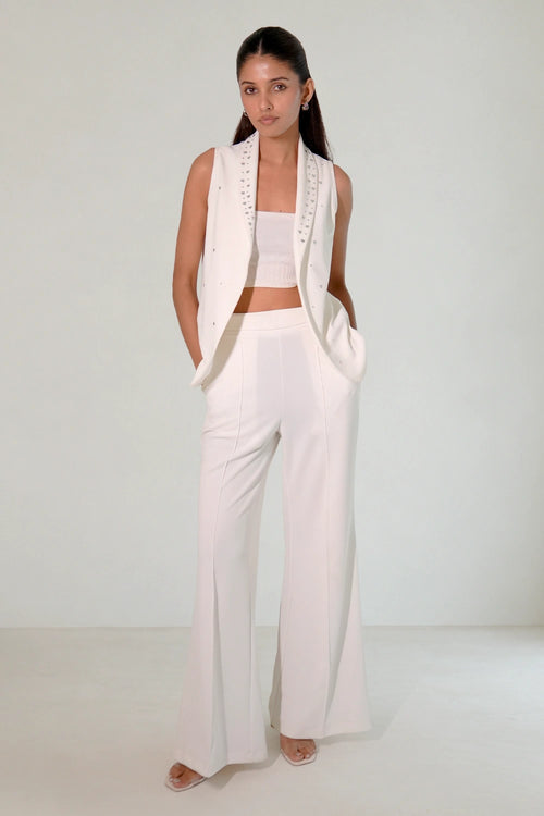 White Inara Set