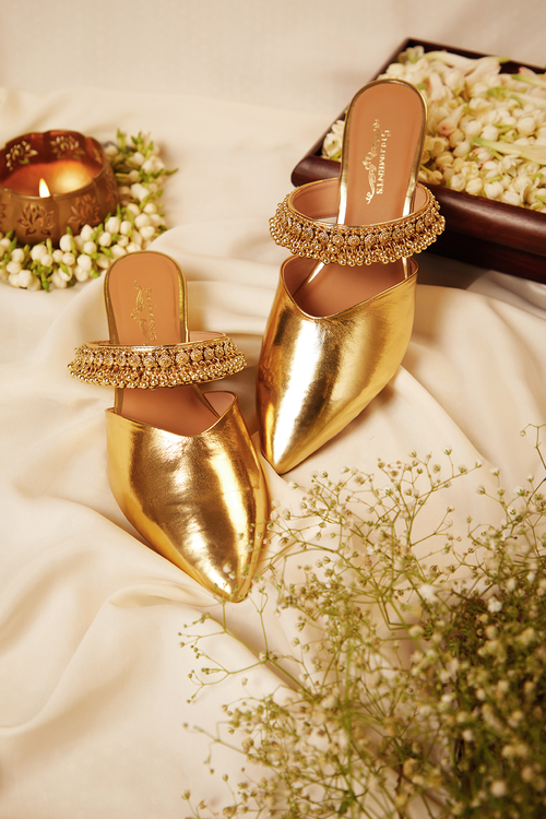 Akali Gold Heels