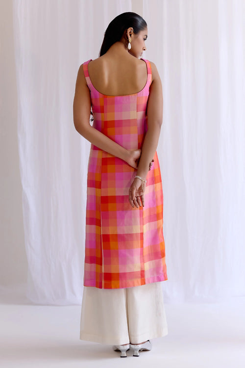 Madame Rangbahaar Kurta With Gulnaar Pants