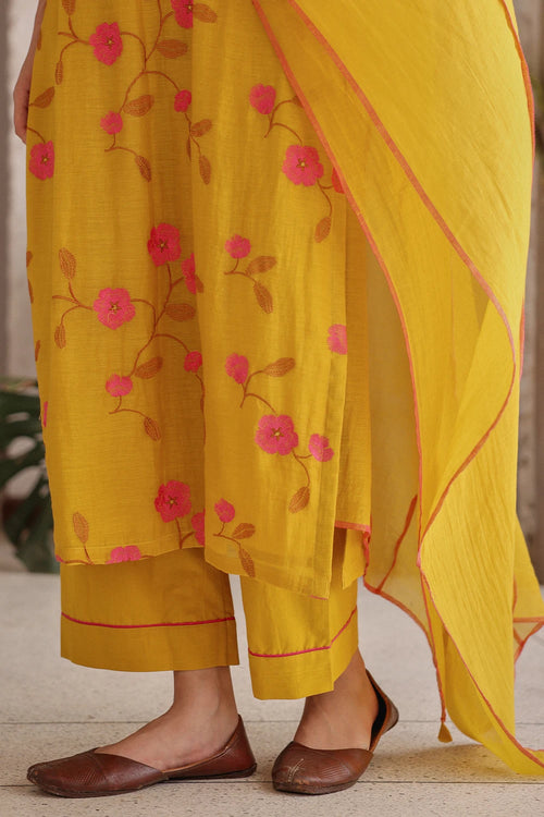 Canary Bloom Kurta Set