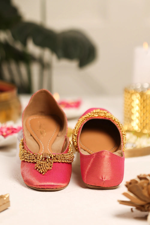 Zariya Juttis