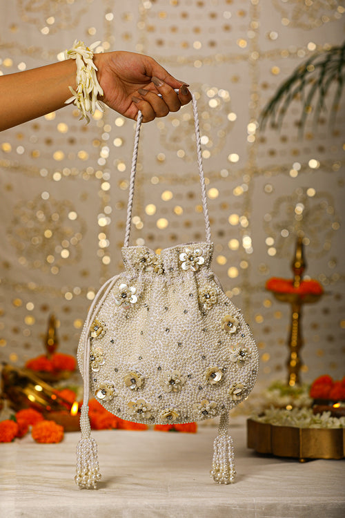 Aabha White Potli