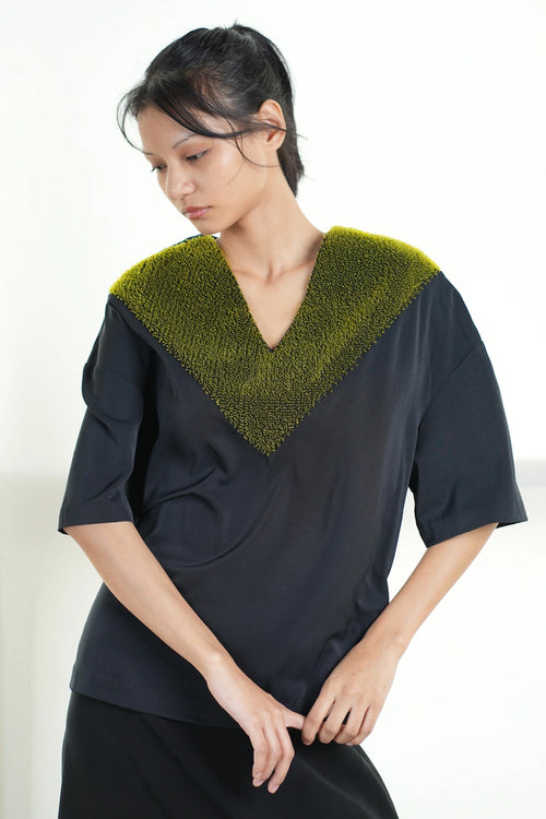 Black Verge Top