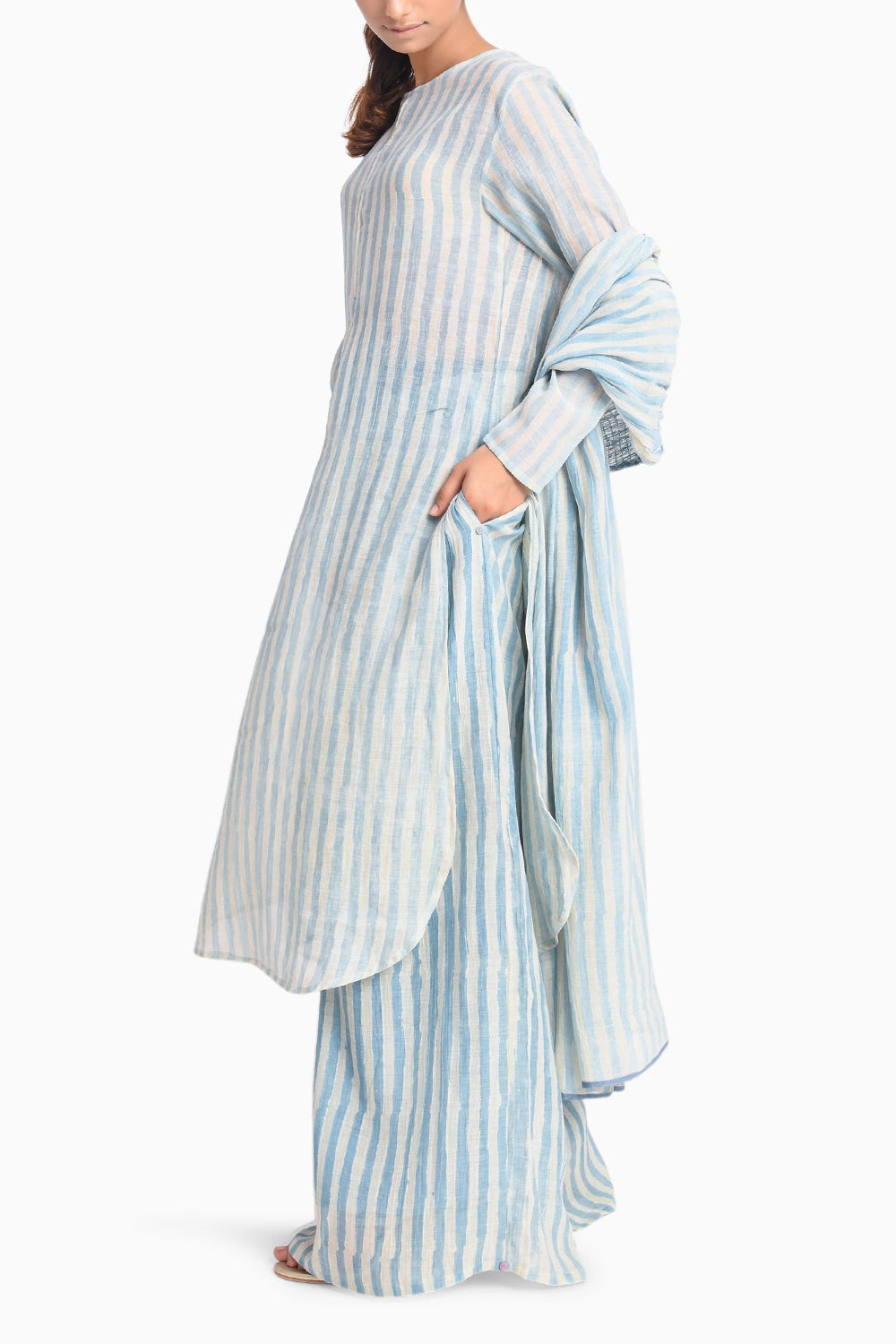 Sky Shima Tama Dupatta Set