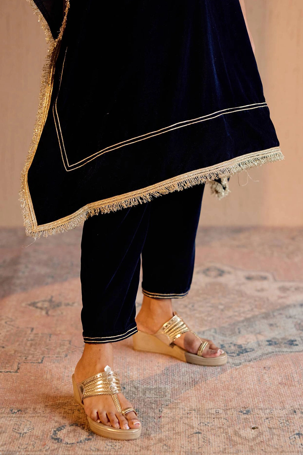 Blue Velvet Kaftan With Pants