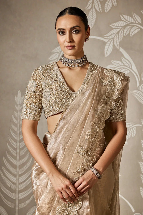 Aabroo Saree Set