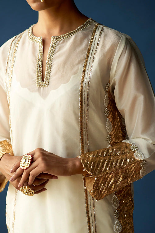 Indira Pearl Organza Kurta Set With Odhni
