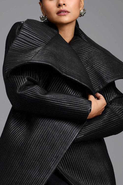 Sculpted Lapel Quilted Jacket