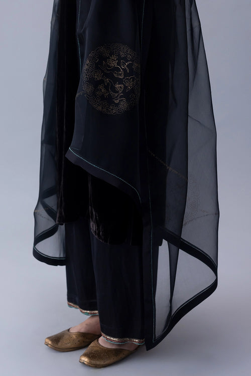 Black Kunzang Dupatta