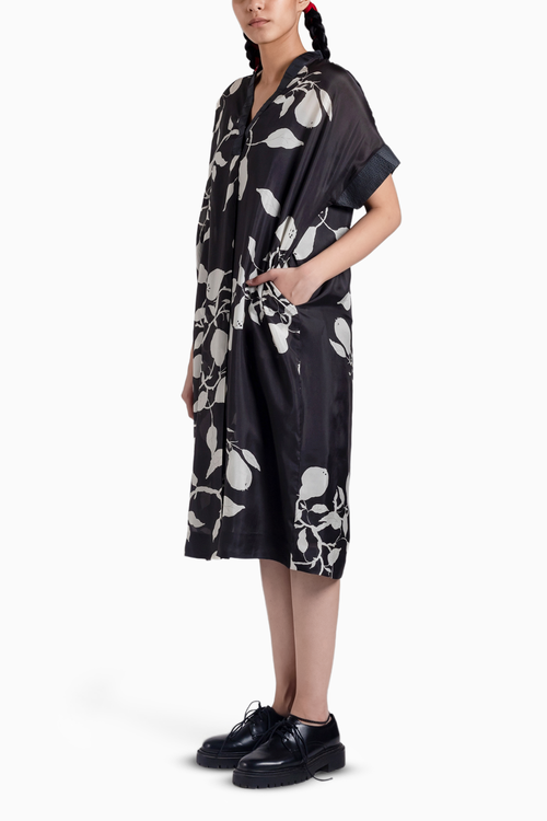 Elumi Kaftan