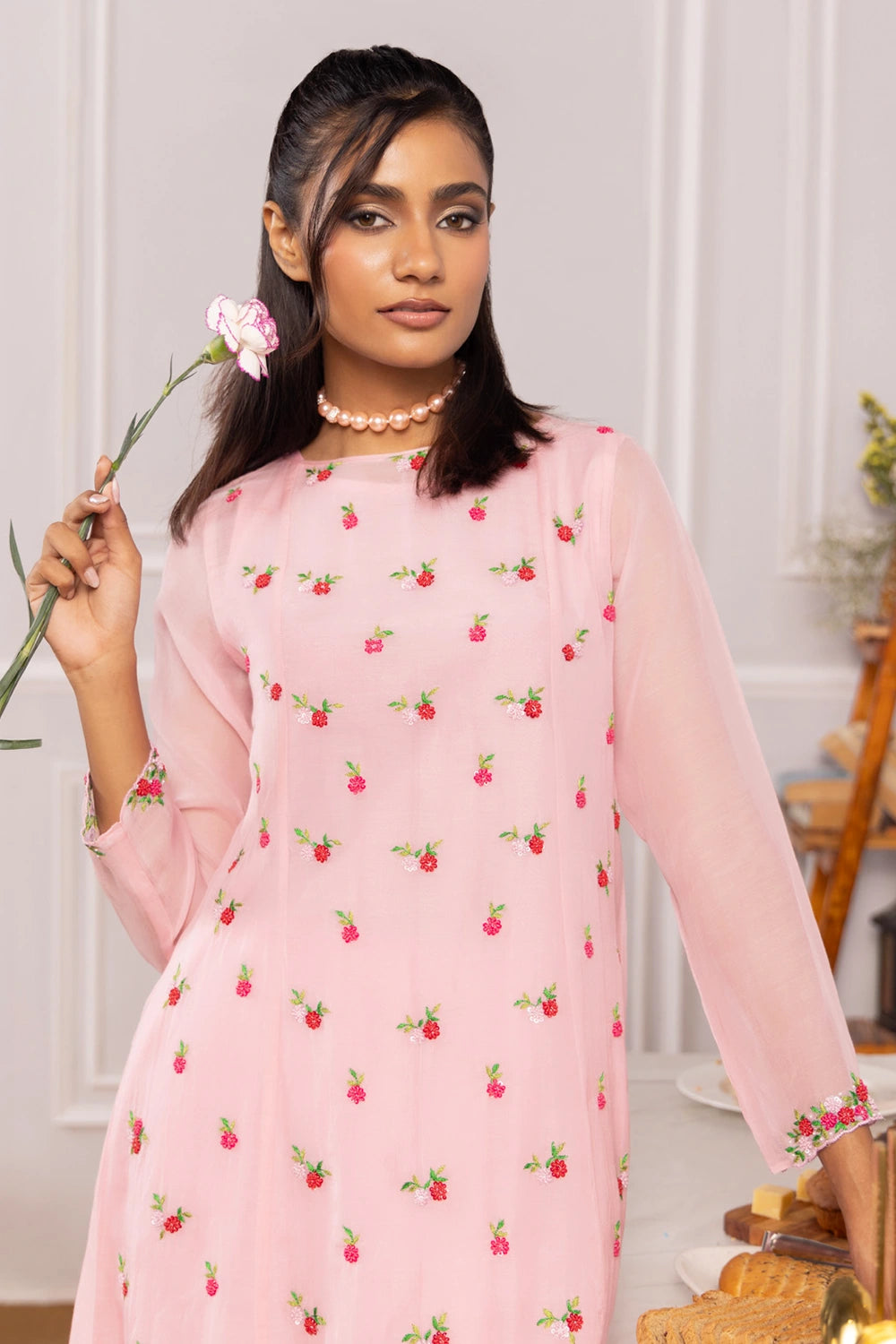 Gulaab Light Pink Kurta Set