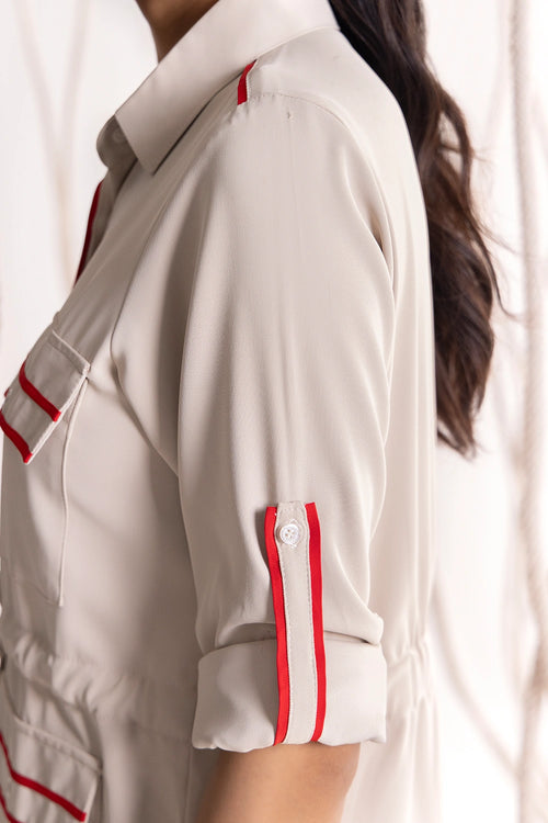 Beige and Red Four Pocket Set