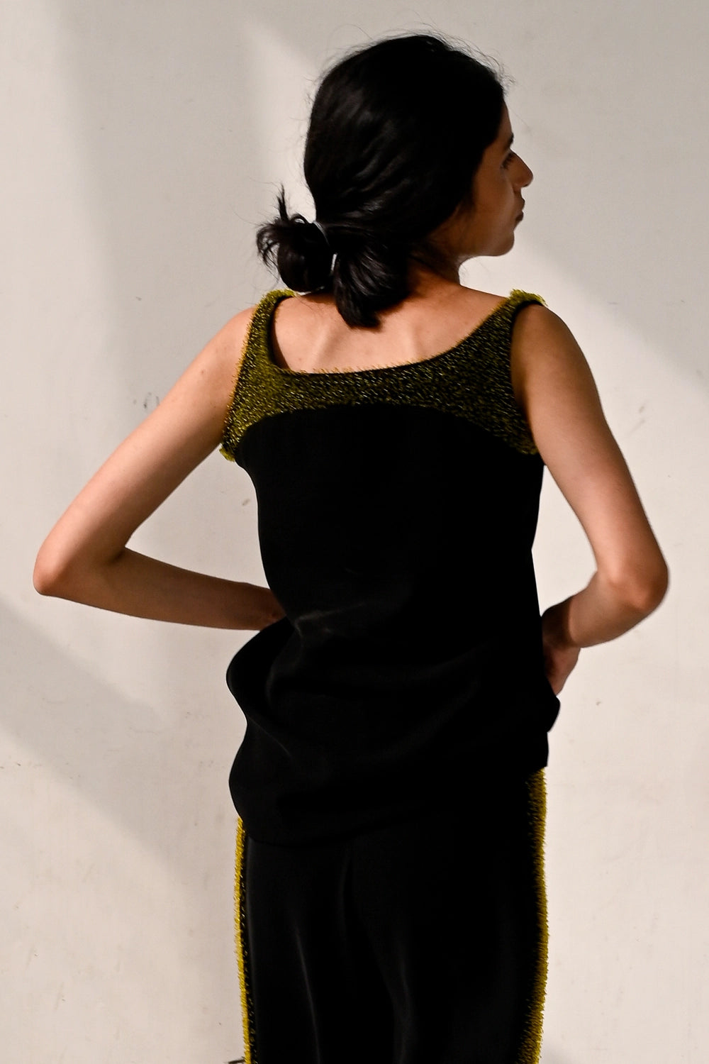 Black Contoured Comfort Top