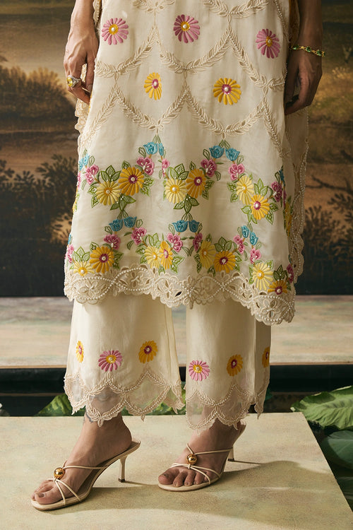Ivory Floral Scallop Detail Kaftan