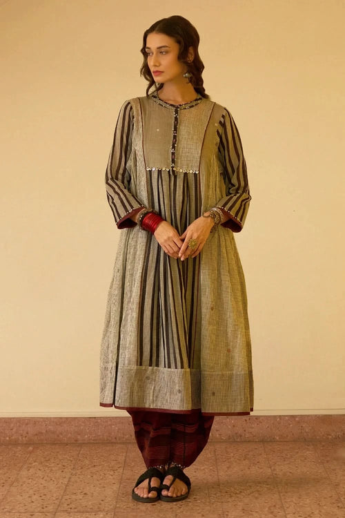 Asha Kurta