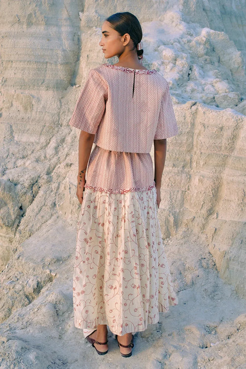 Su Pan Quilted Top With Ã¢ÂÂ Hnin Quilted Skirt