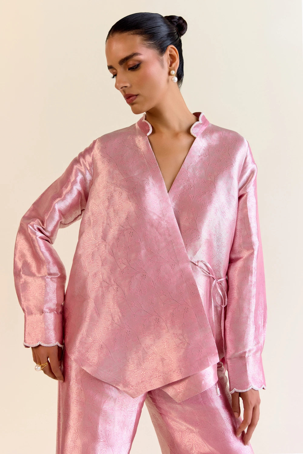 Noor Kimkhwaab Top