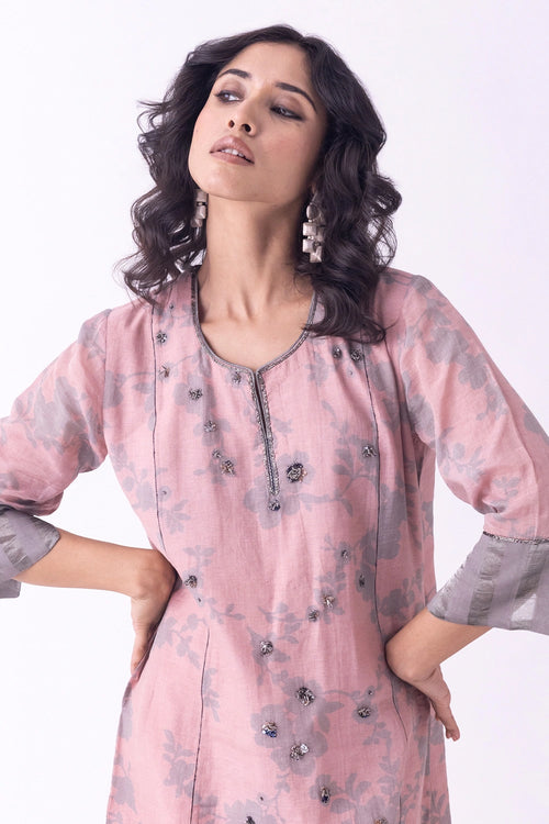 Ishira Kurta
