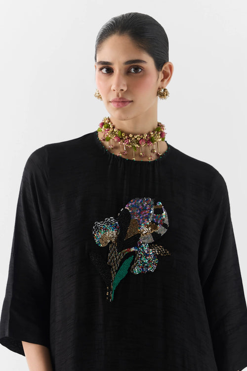 Black Rose Kurta And Pants Set