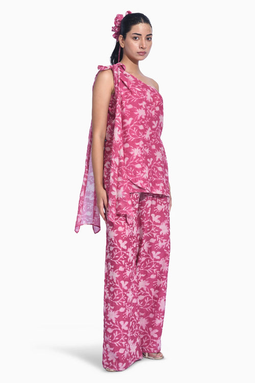 Sangria One Shoulder Set