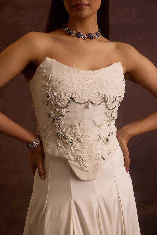Meher White Corset And Skirt
