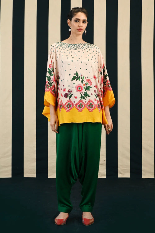 Gulmohar Moksha Round Cape Set